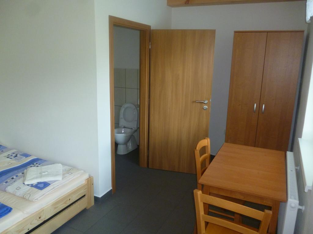 Penzion Na Podlesi Ve Zlate Korune Zlatá Koruna Buitenkant foto